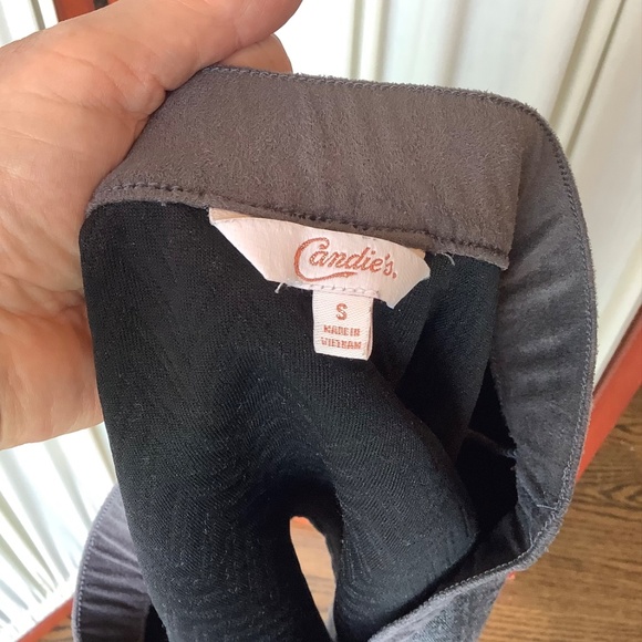 Candie’s Gray Zig-Zag Mini Skirt Pull On with Faux Suede Waist Band Small - Picture 8 of 9